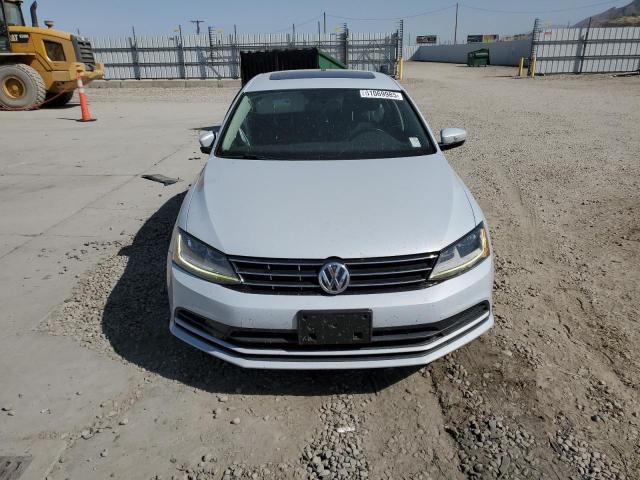  VOLKSWAGEN JETTA 2018 Srebrny