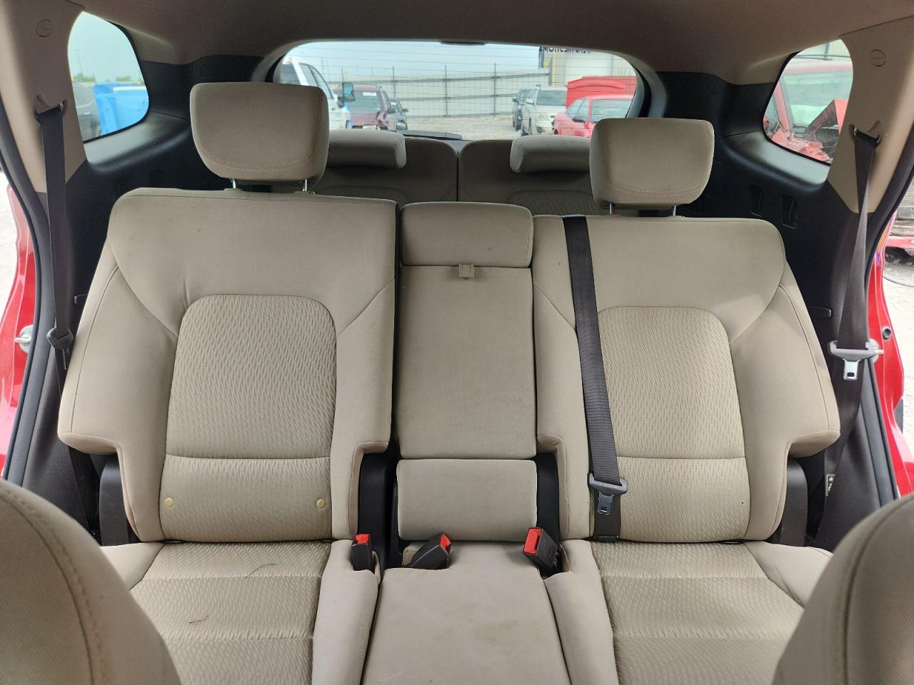 2017 Hyundai Santa Fe Se VIN: KM8SMDHF2HU209026 Lot: 62767955