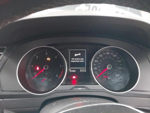 2015 VOLKSWAGEN PASSAT S T
