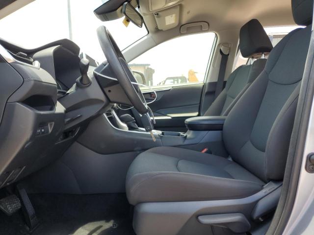  TOYOTA RAV4 2023 Srebrny