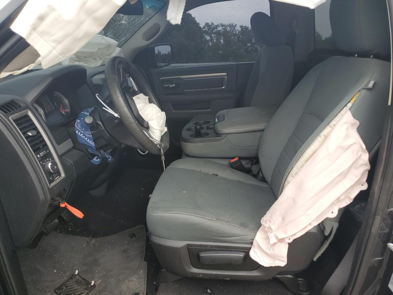 2017 Ram 1500 St VIN: 3C6JR7ATXHG608005 Lot: 62422185