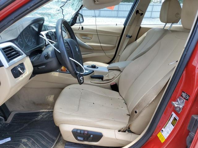  BMW 3 SERIES 2013 Красный