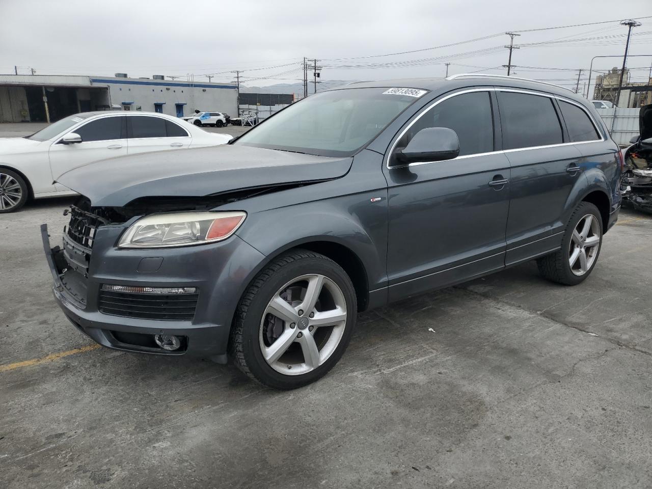 2008 Audi Q7 3.6 Quattro Premium S-Line продається в Sun Valley, CA - Front End