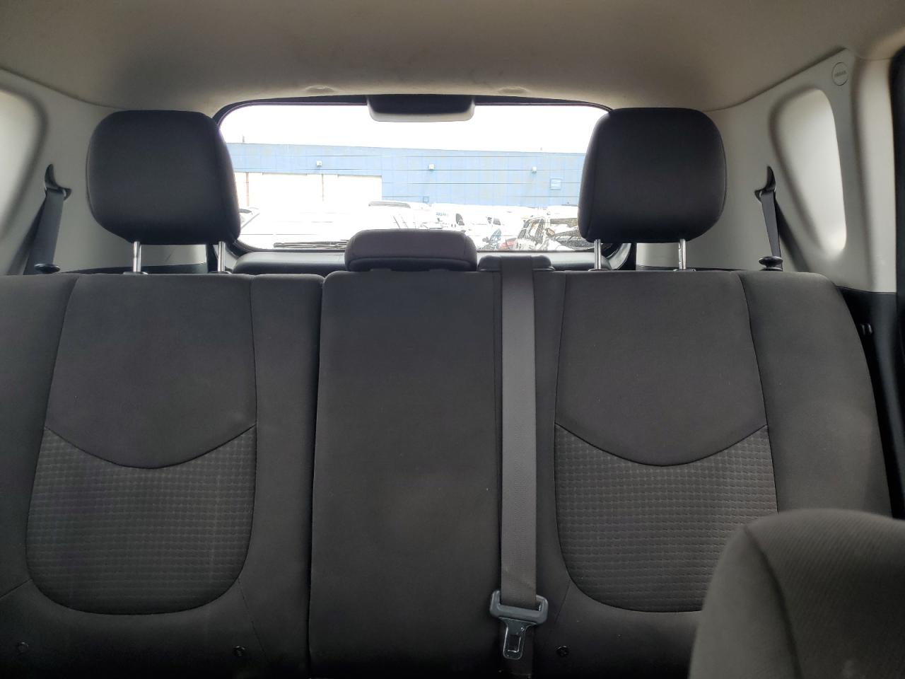 2011 Kia Soul VIN: KNDJT2A14B7204048 Lot: 63107185