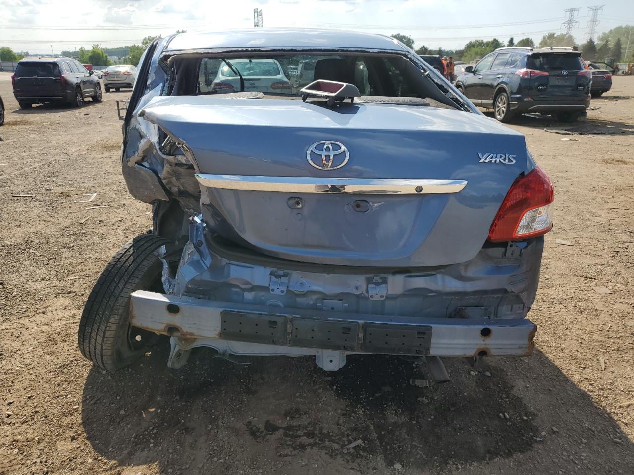 2008 Toyota Yaris VIN: JTDBT923581237245 Lot: 61238195