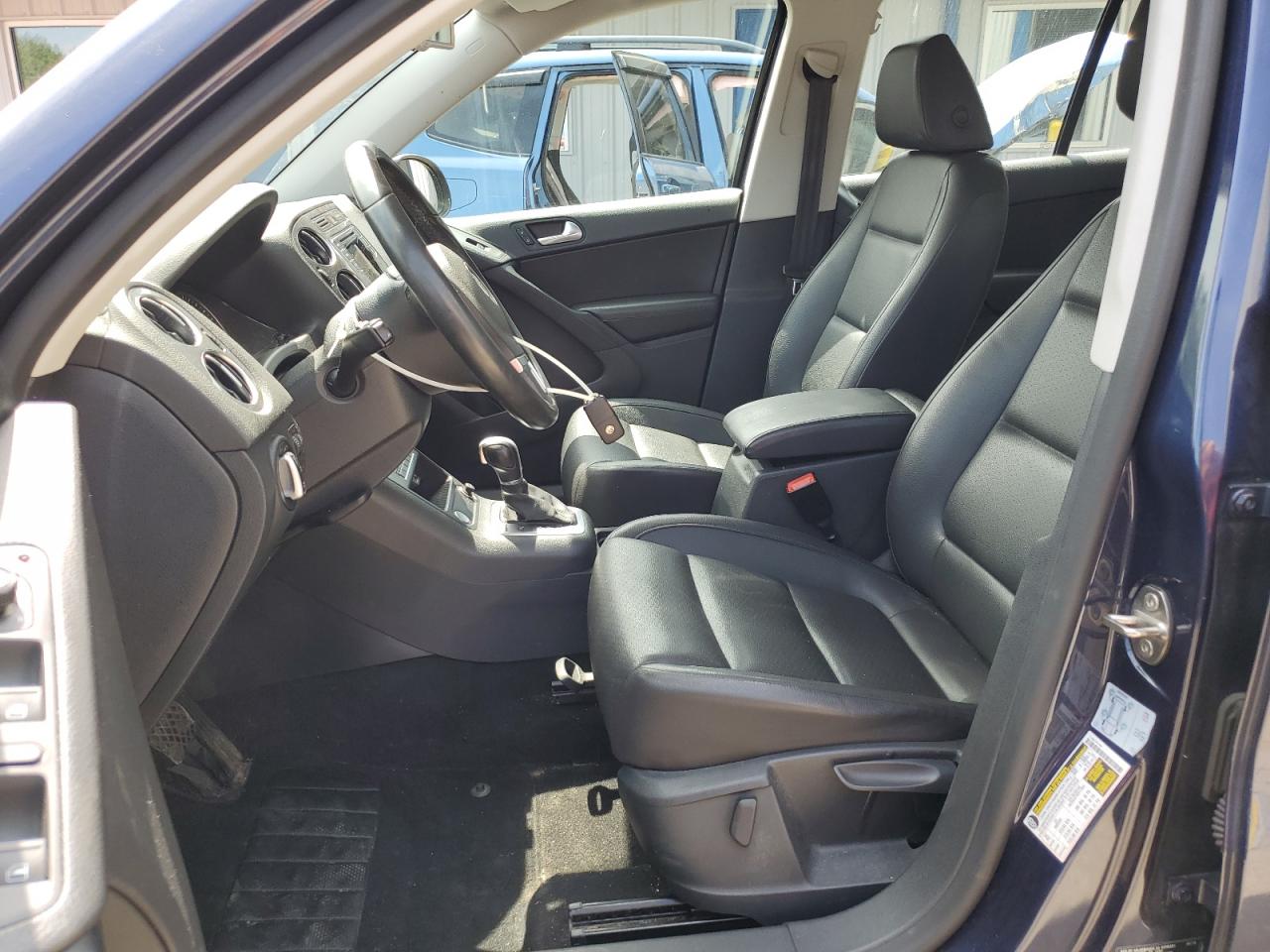 2016 Volkswagen Tiguan S VIN: WVGBV7AX7GW604128 Lot: 63003005