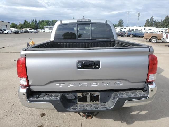  TOYOTA TACOMA 2016 Серебристый