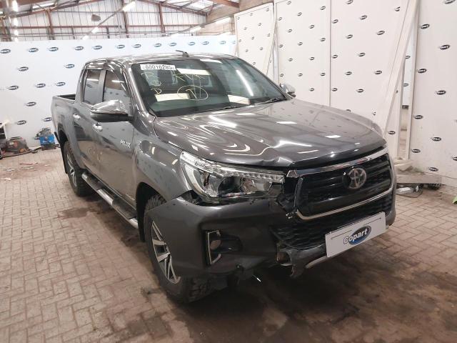 2018 TOYOTA HILUX INVI