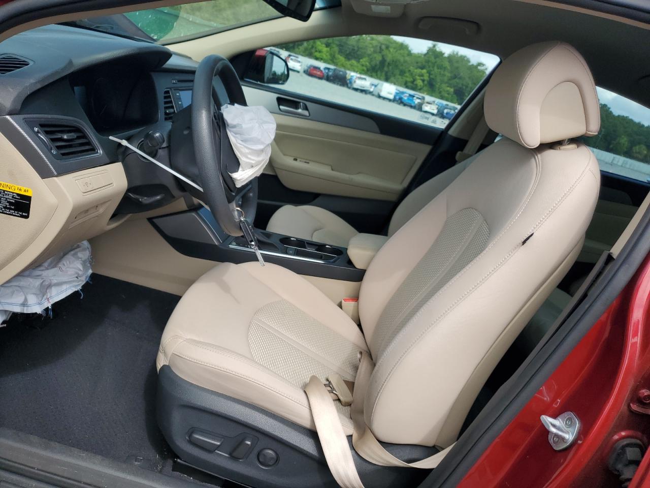 2015 Hyundai Sonata Se VIN: 5NPE24AF3FH180631 Lot: 62769605