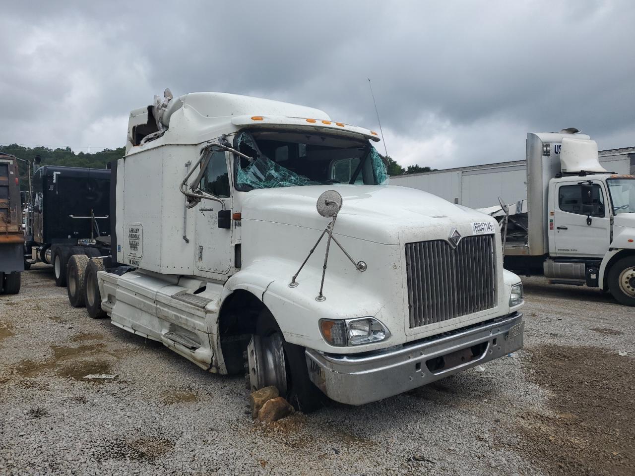 2005 International 9400I Semi Truck for Sale in Hueytown, AL - All Over