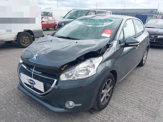 PEUGEOT 208 ACTIVE 2014