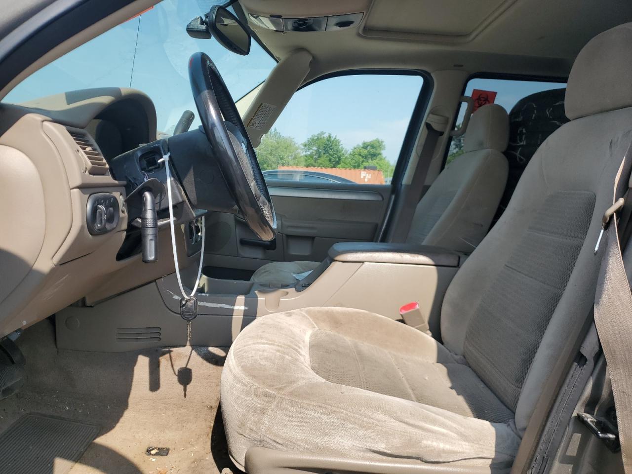2004 Ford Explorer Xlt VIN: 1FMDU73K54UC37315 Lot: 59665985