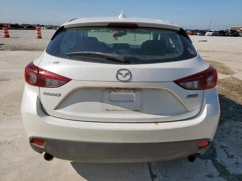  MAZDA 3 2016 Biały