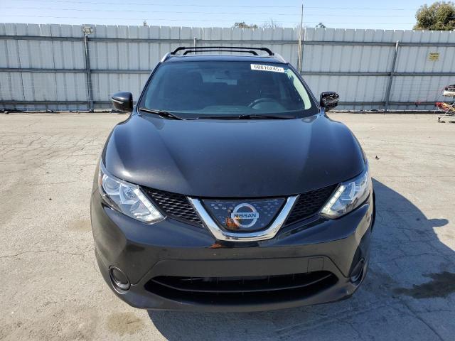  NISSAN ROGUE 2018 Черный