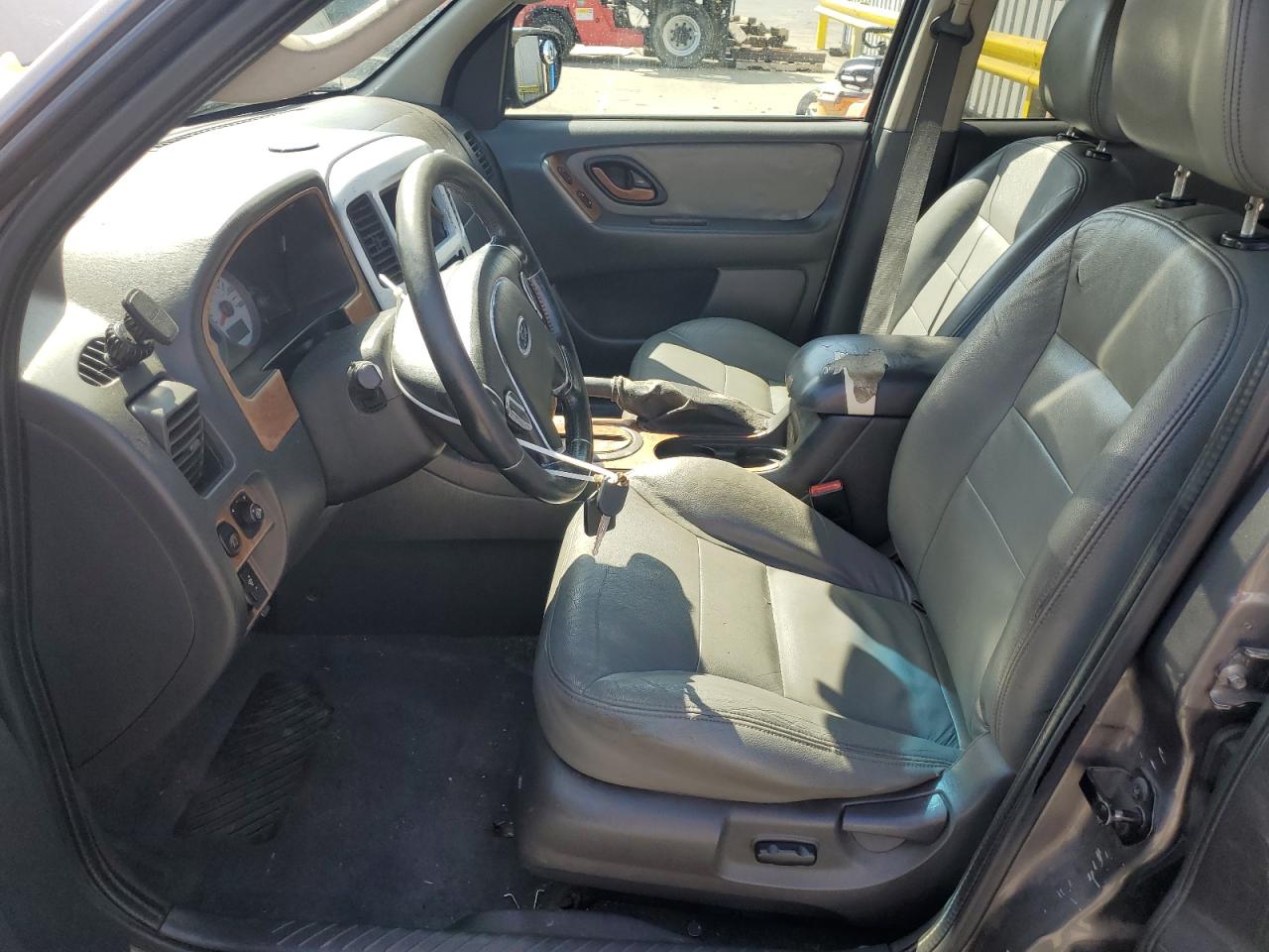 2005 Ford Escape Xlt VIN: 1FMYU03145KA90367 Lot: 60937015