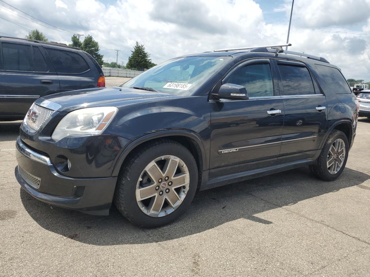 2011 GMC Acadia Denali