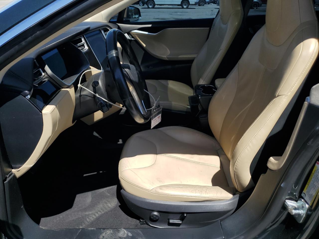 2014 Tesla Model S VIN: 5YJSA1H11EFP41842 Lot: 61392025