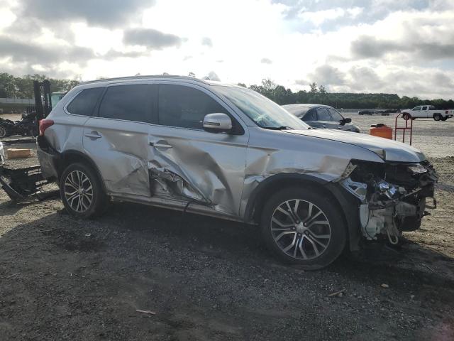  MITSUBISHI OUTLANDER 2018 Серебристый
