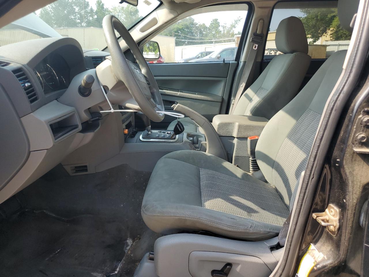 2007 Jeep Grand Cherokee Laredo VIN: 1J8GR48K07C640471 Lot: 62412075