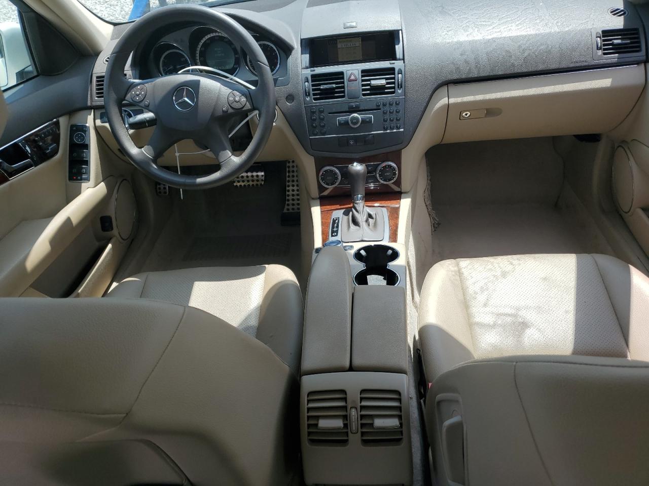 2011 Mercedes-Benz C 300 VIN: WDDGF5EB5BA474565 Lot: 61918055