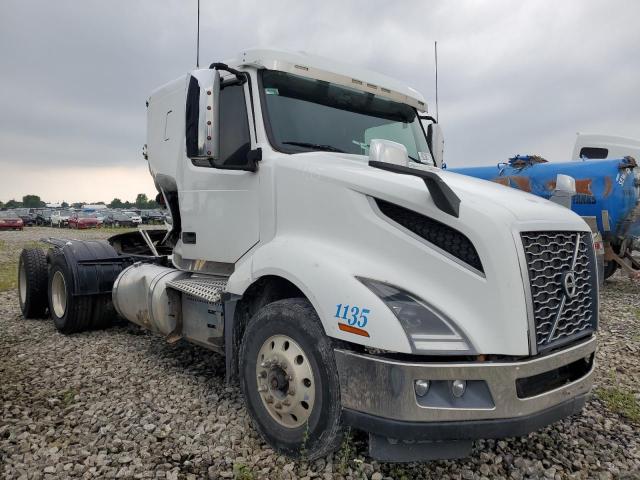 2019 VOLVO VN VNL   for sale at Copart ON - LONDON