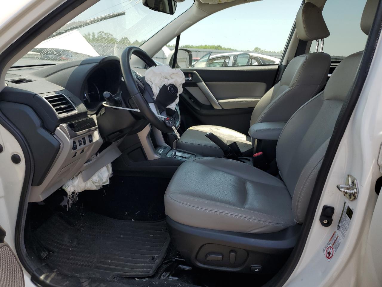 2017 Subaru Forester 2.5I Limited VIN: JF2SJARC6HH433152 Lot: 62202525