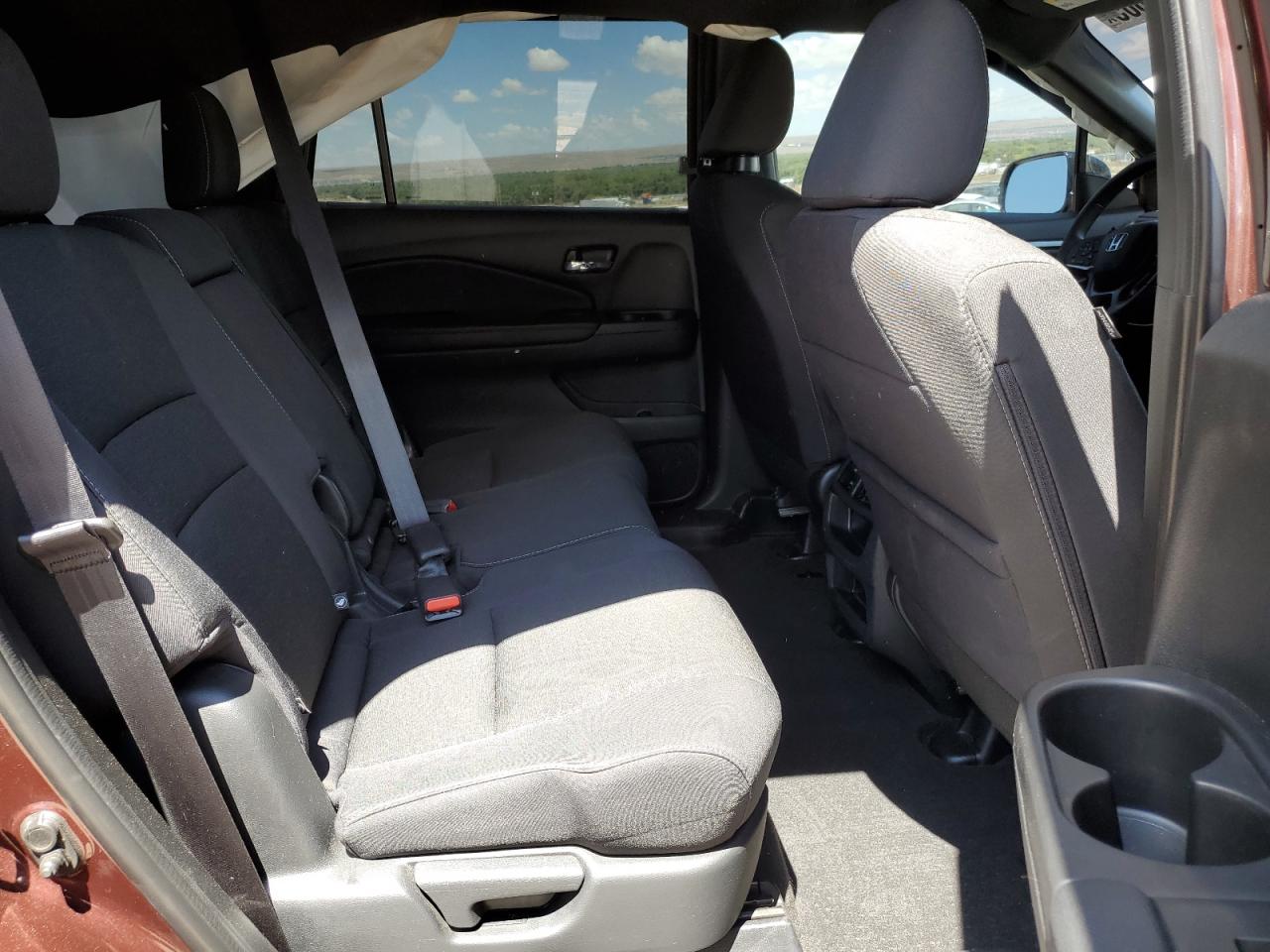 2019 Honda Passport Sport VIN: 5FNYF7H29KB006240 Lot: 59404805