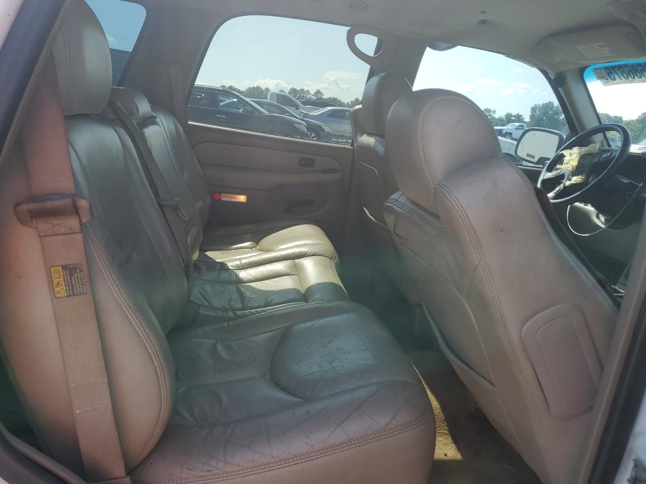 2003 Chevrolet Tahoe C1500 VIN: 1GNEC13ZX3R320107 Lot: 62586875