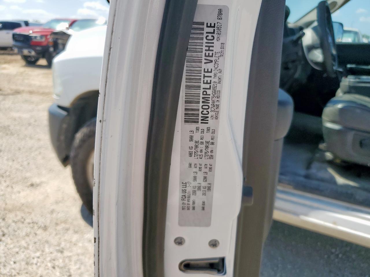 2017 Ram 2500 St VIN: 3C7WR4AT5HG609210 Lot: 61204725