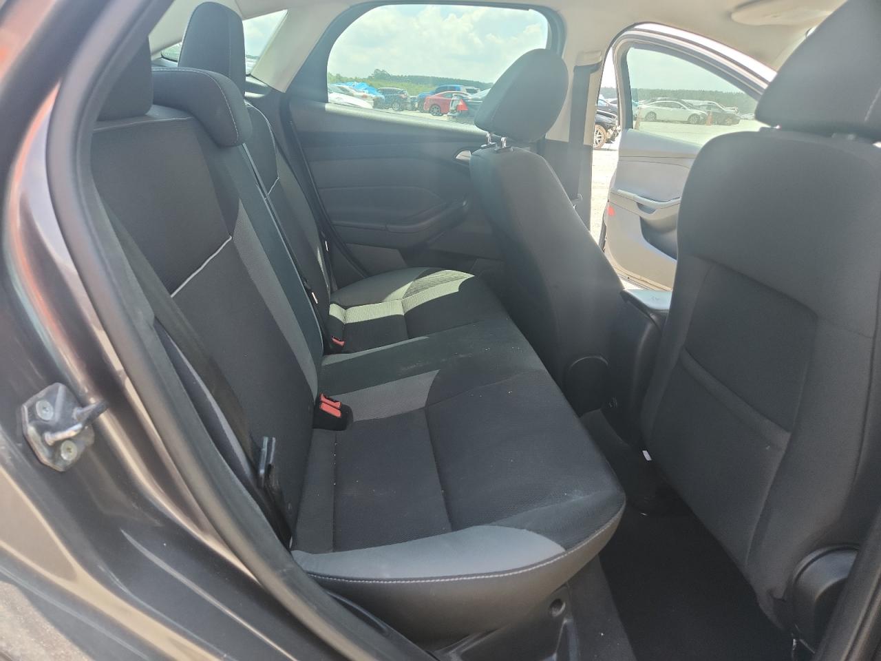 2014 Ford Focus Se VIN: 1FADP3F25EL274555 Lot: 62779765