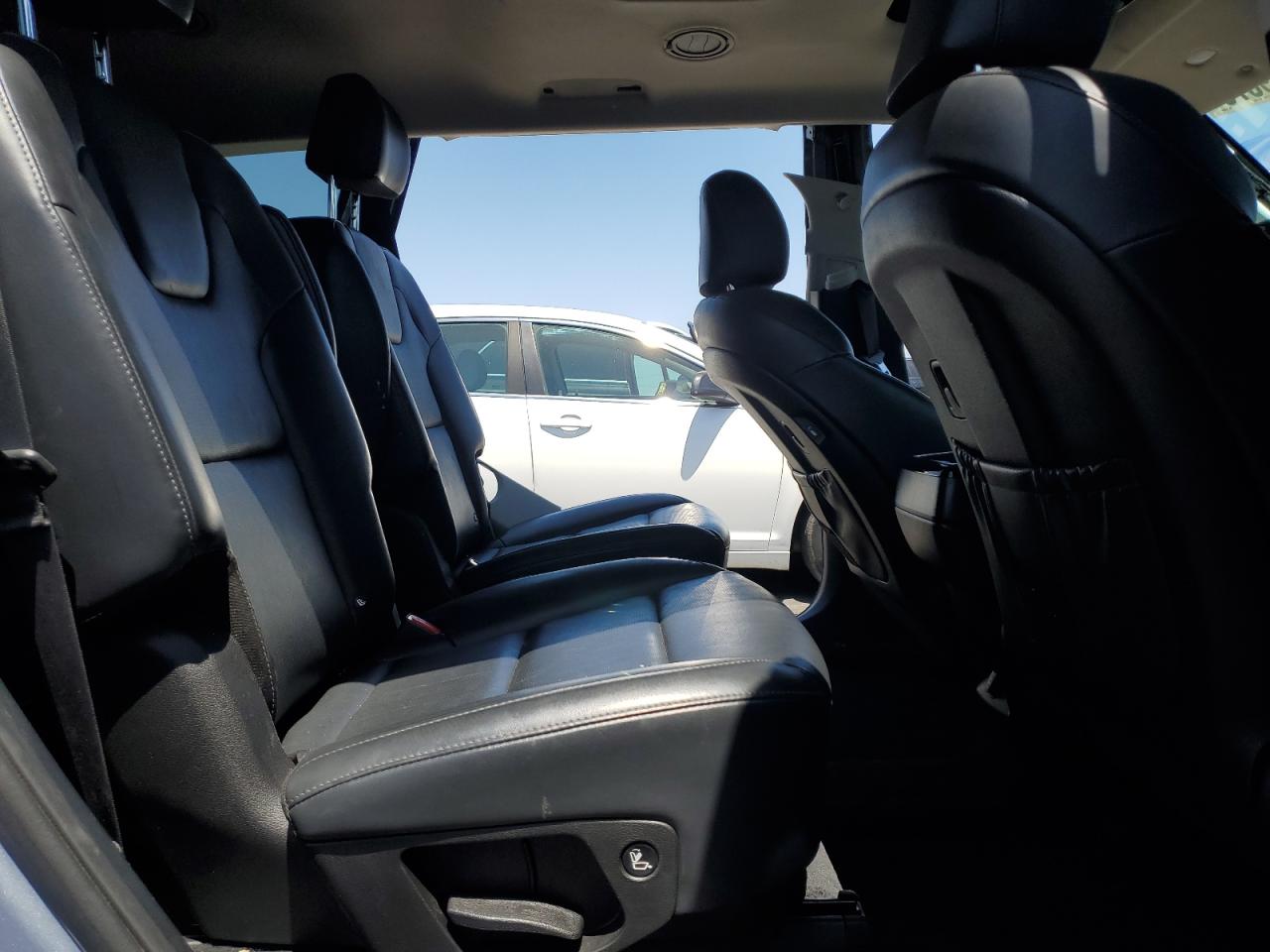 2020 Kia Telluride S VIN: 5XYP64HC3LG026030 Lot: 60929875