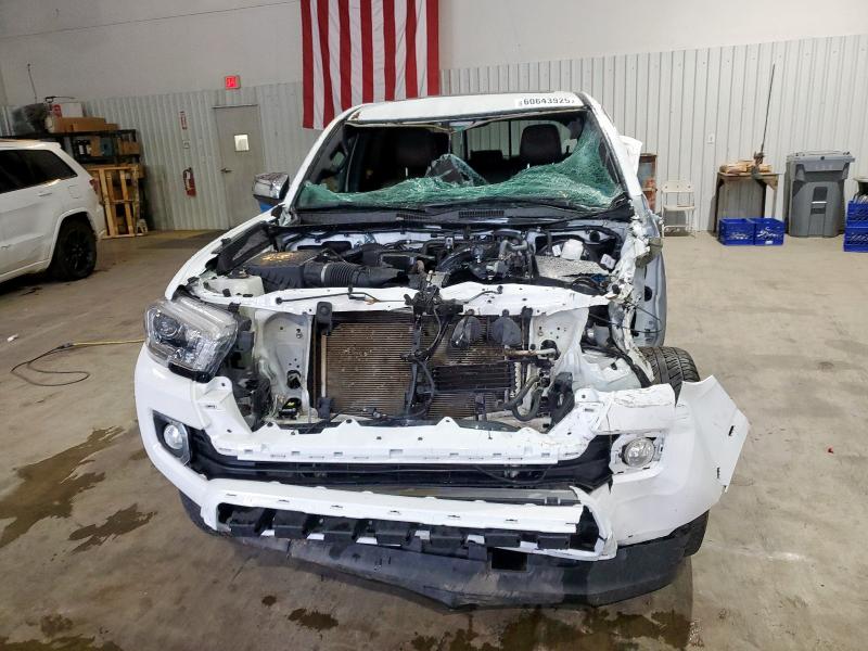  TOYOTA TACOMA 2018 White