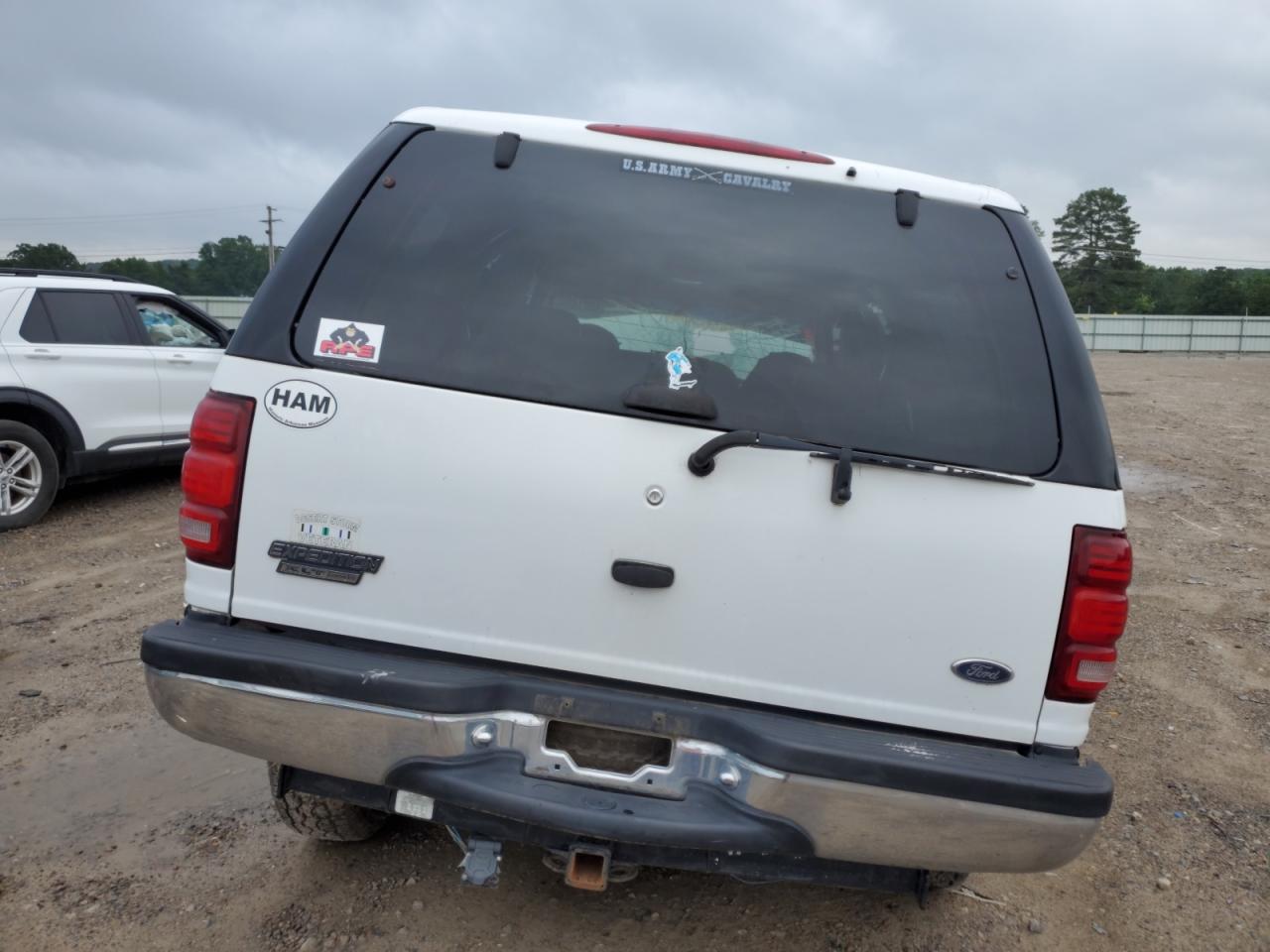 2002 Ford Expedition Xlt VIN: 1FMRU16W22LA36749 Lot: 60816605