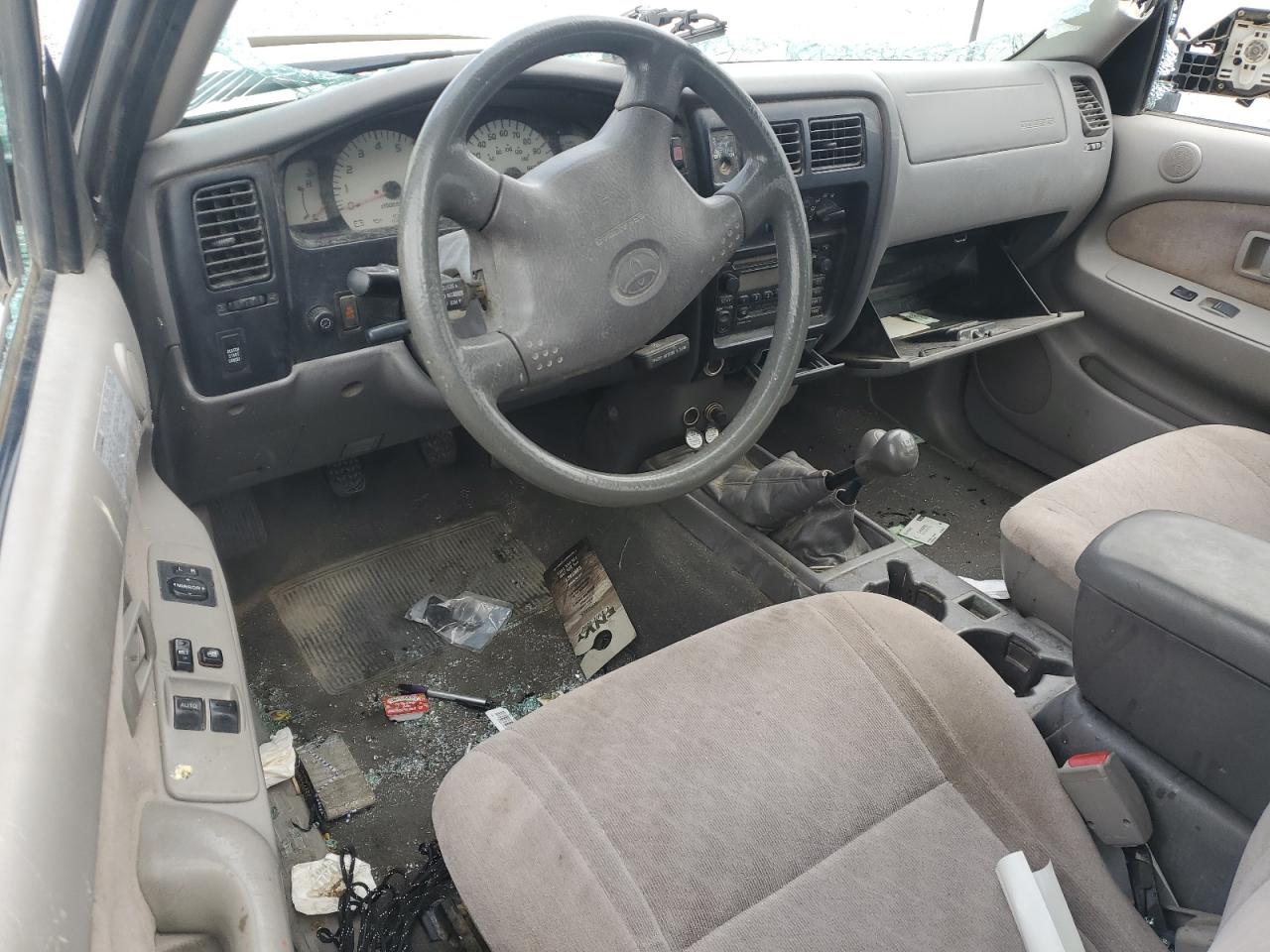 2001 Toyota Tacoma Xtracab VIN: 5TEWN72NX1Z876413 Lot: 60334875