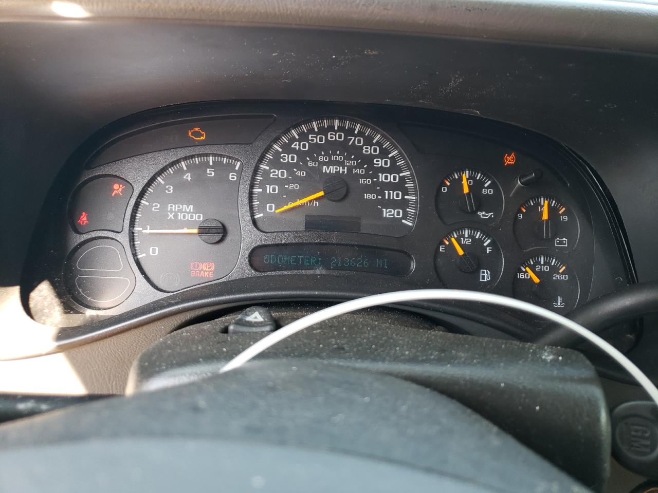 2005 GMC Yukon VIN: 1GKEK13T45R224519 Lot: 62450485