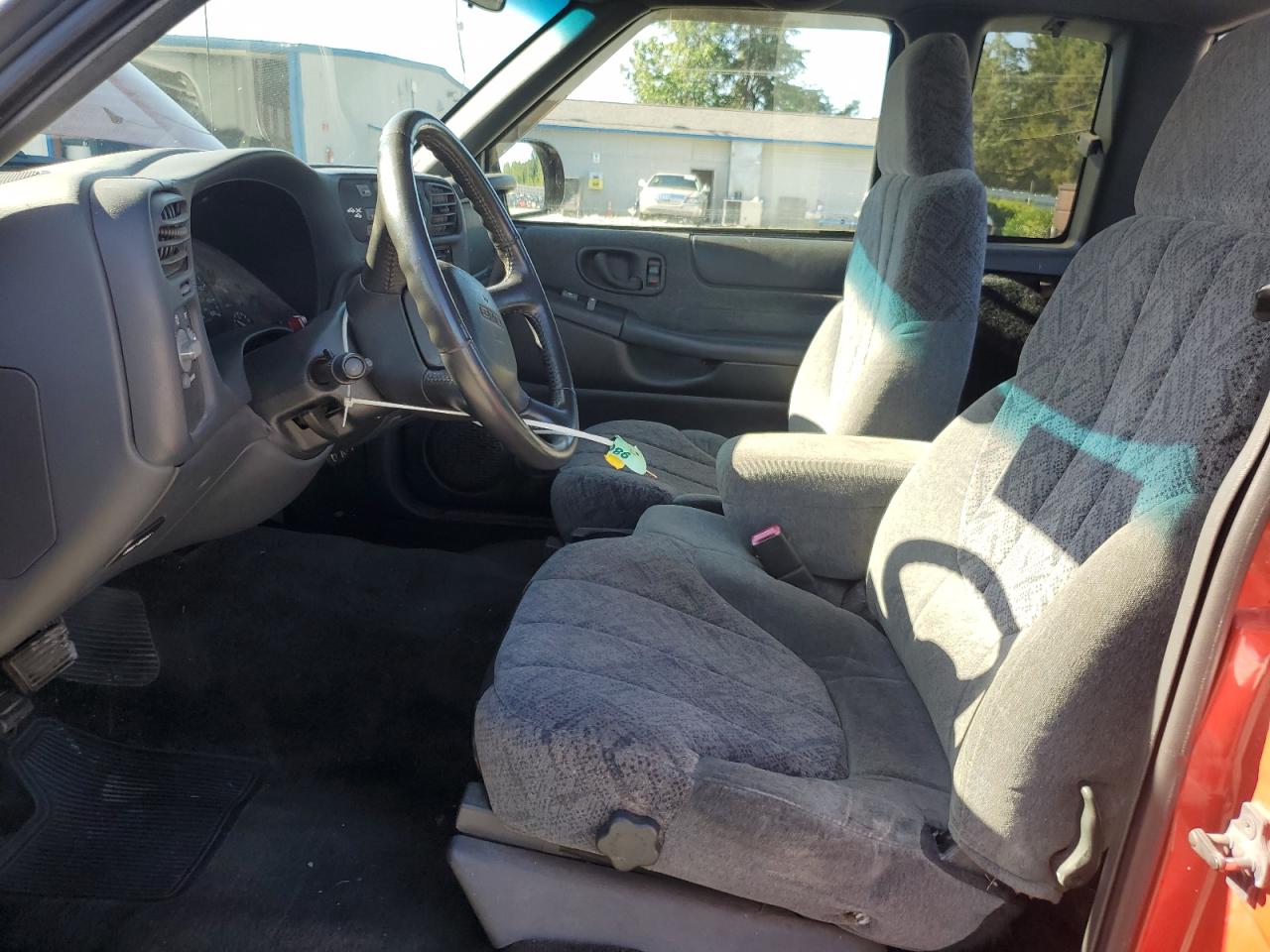 2002 GMC Sonoma VIN: 1GTDT19W528200186 Lot: 61394525