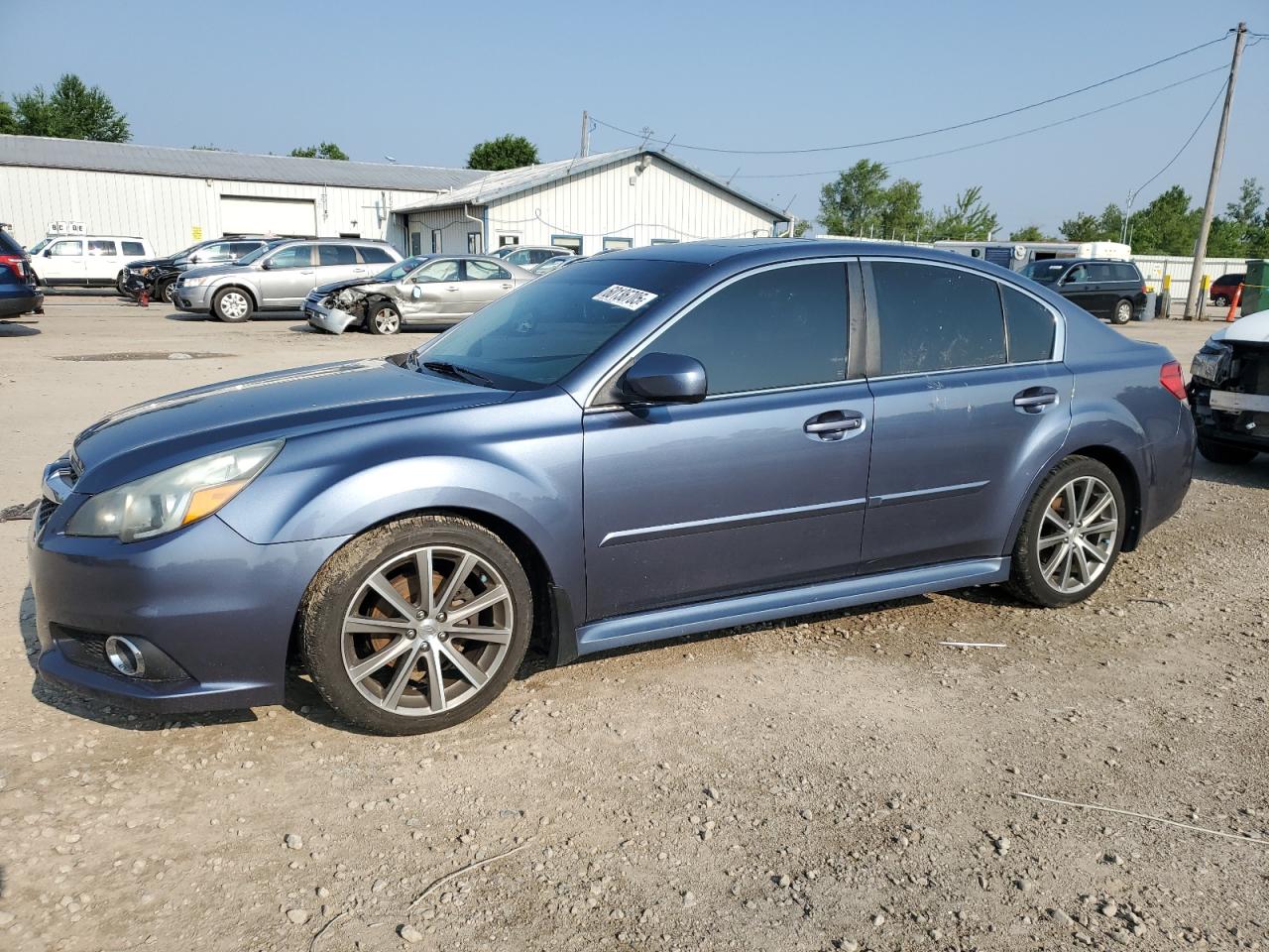 2013 Subaru Legacy 2.5I Premium იყიდება Pekin-ში, IL - Side