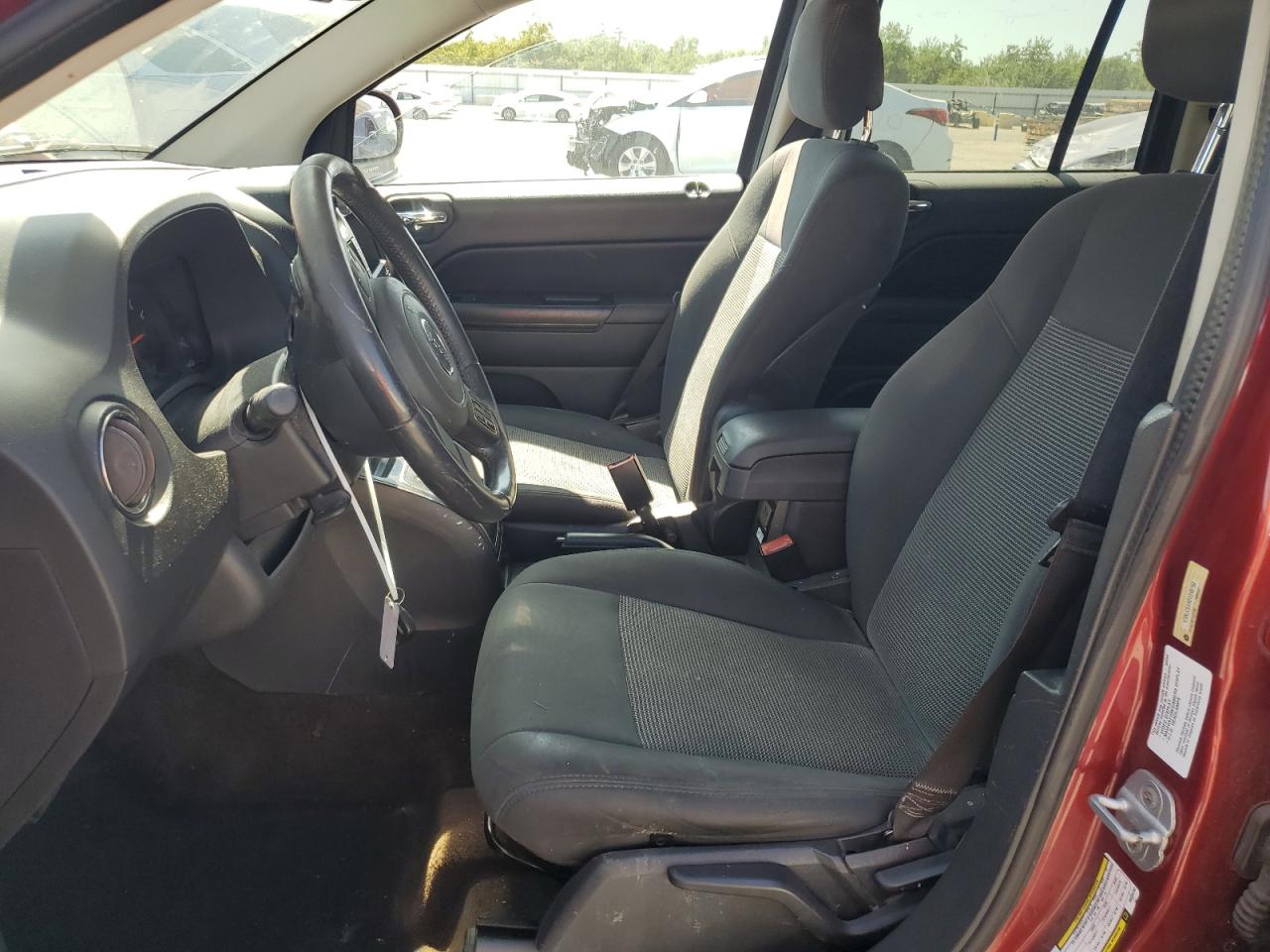 JEEP COMPASS 2013 VIN 1C4NJCEA9DD246792 photo 7