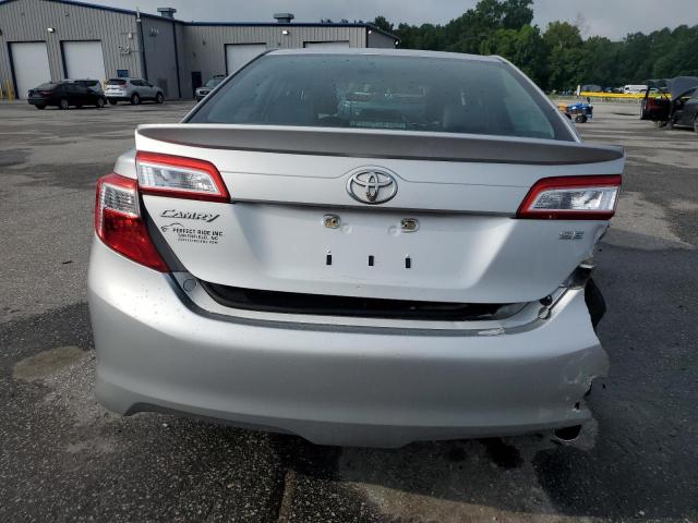  TOYOTA CAMRY 2012 Srebrny