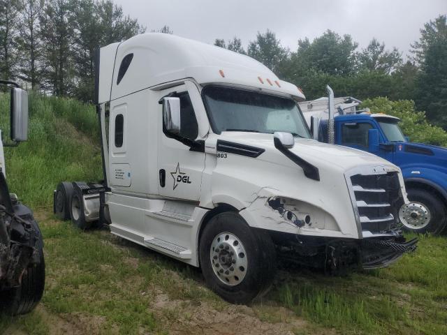 2020 Freightliner Cascadia 126