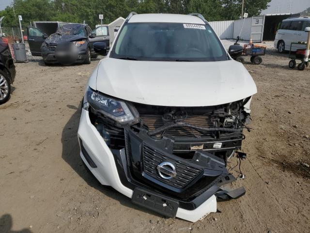  NISSAN ROGUE 2017 White