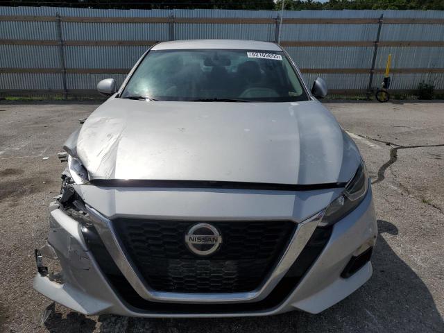  NISSAN ALTIMA 2019 Серебристый