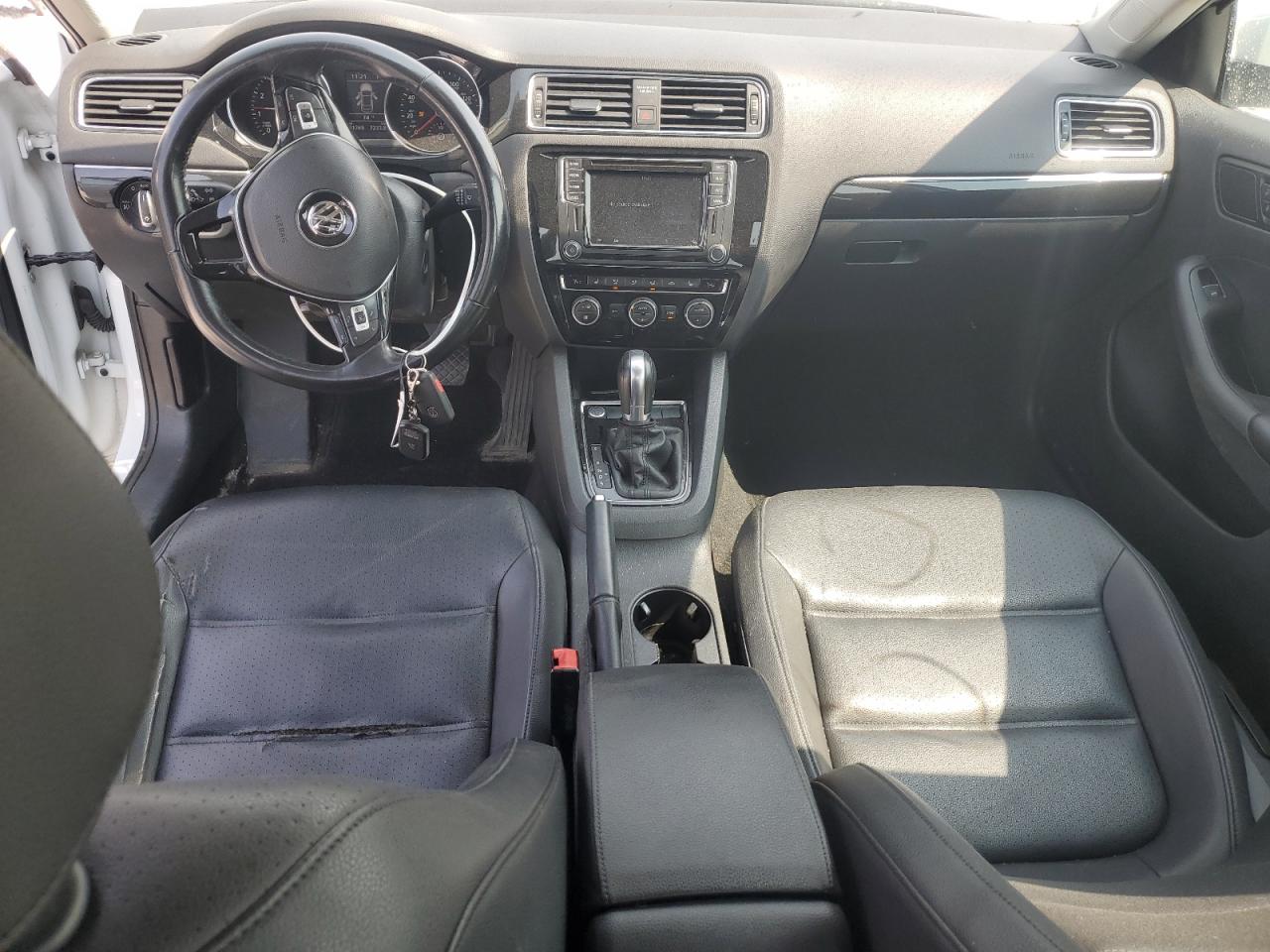 2017 Volkswagen Jetta Sel VIN: 3VWL17AJ5HM303386 Lot: 59608265