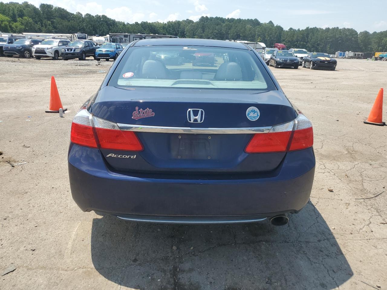 2015 Honda Accord Ex VIN: 1HGCR2F73FA038880 Lot: 62320445