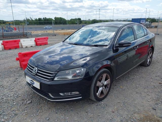 VOLKSWAGEN PASSAT SE 2011