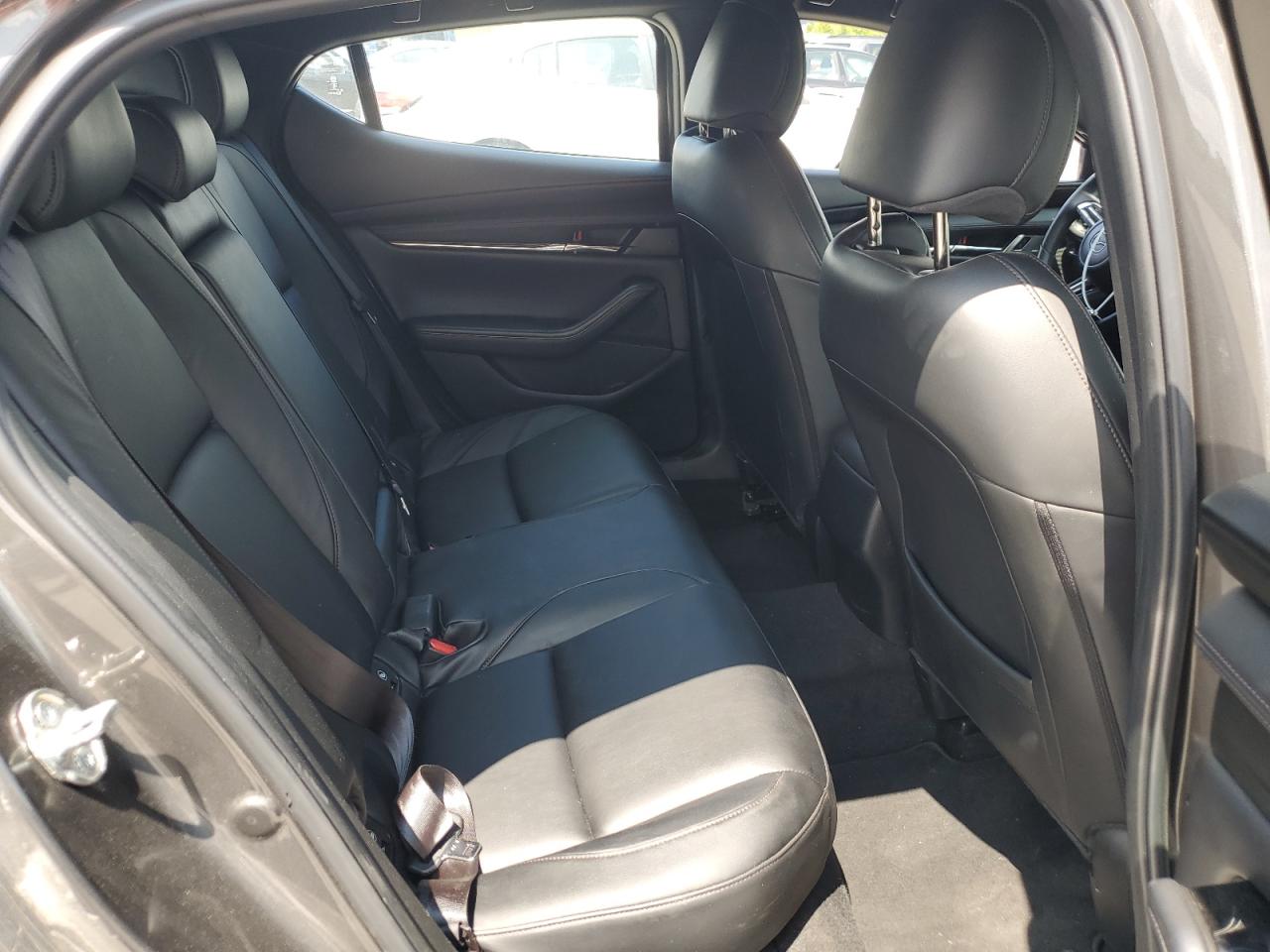 2020 Mazda 3 Preferred VIN: JM1BPAMMXL1160960 Lot: 59092995
