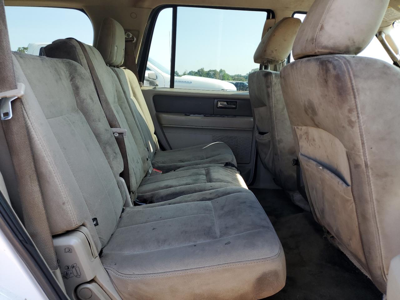 2011 Ford Expedition Xlt VIN: 1FMJU1H57BEF45158 Lot: 62137235