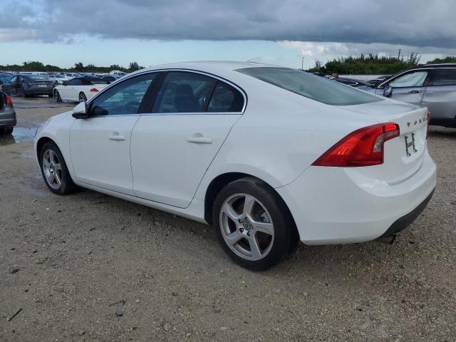 Sedans VOLVO S60 2012 Biały