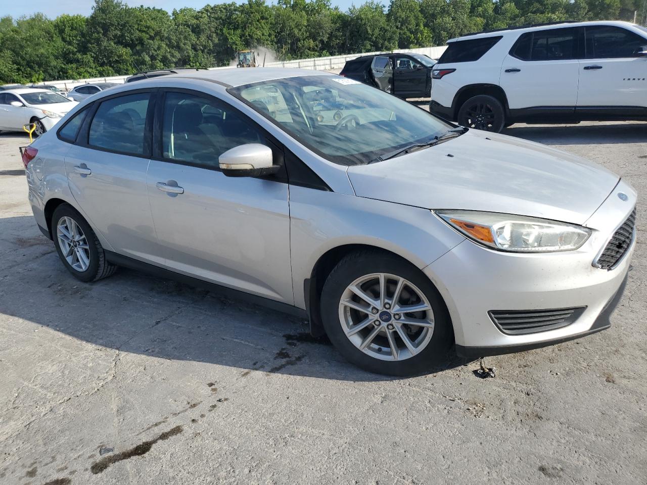 FORD FOCUS 2015 VIN 1FADP3F28FL234097 фото 4