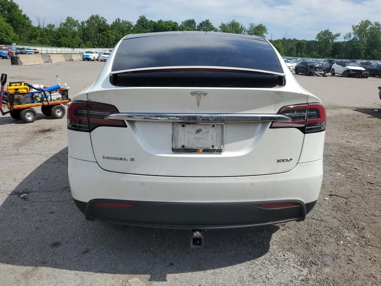 2018 Tesla Model X VIN: 5YJXCAE25JF091422 Lot: 62355195